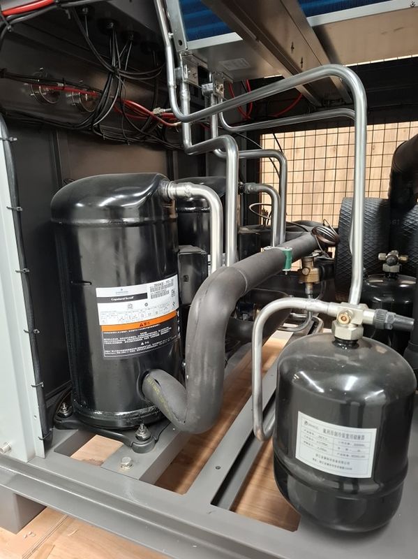 Промышленный охладитель воды 5HP Обработка пластика 5RT охлаждаемый воздухом охладитель для фармацевтического химического охлаждения Конденсатор медной трубы